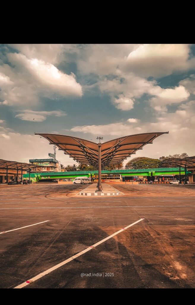 omni bus stand by A plus R Architects